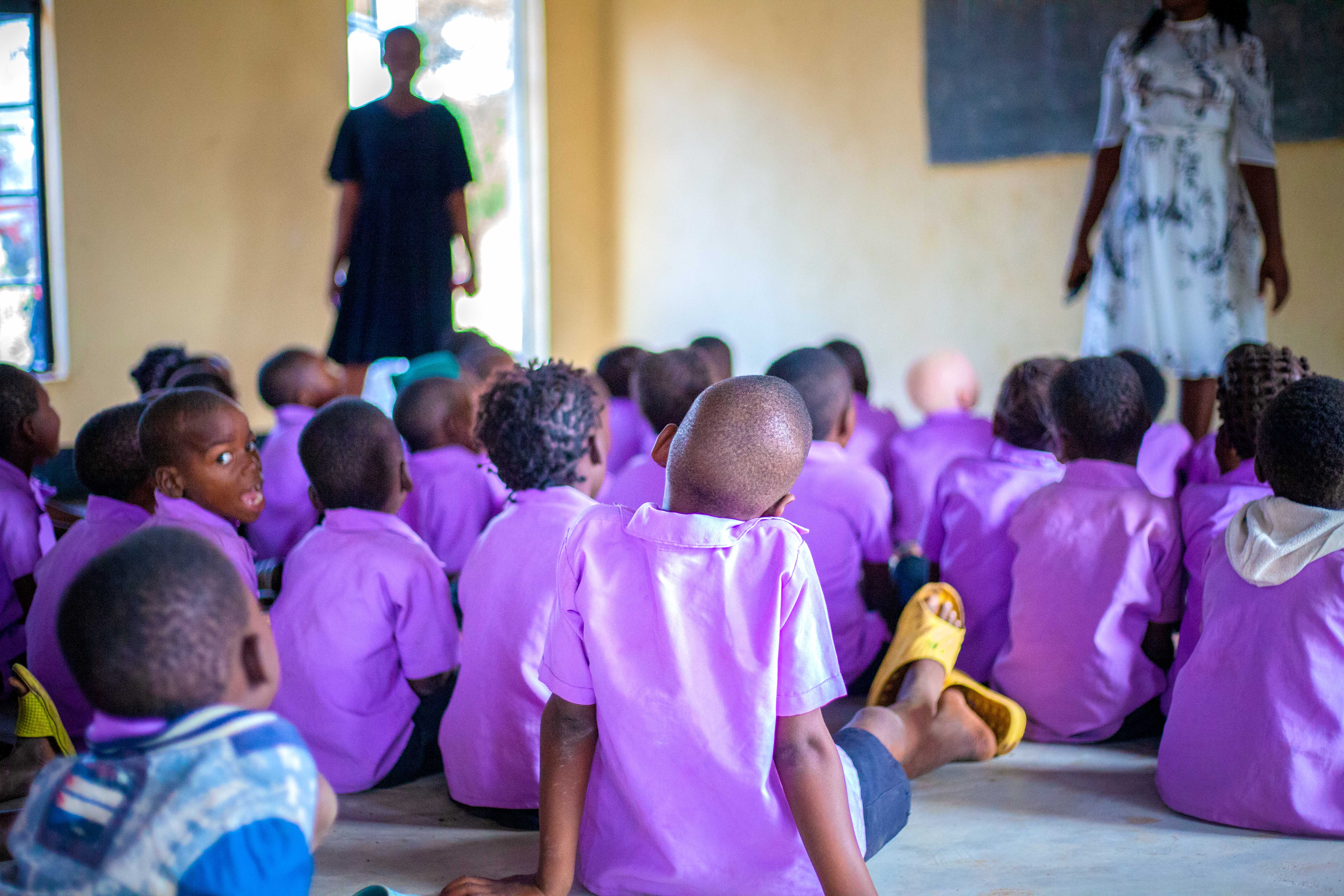 Children taking part in an early learning session with Pashello